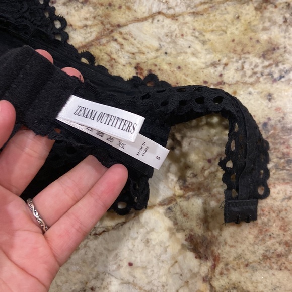 Black bralette in new condition - Picture 7 of 7